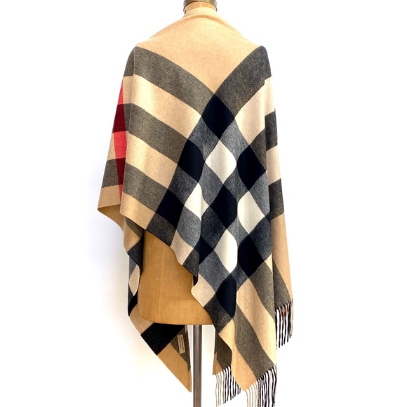 Burberry Cashmere Giant Check Triangle Bandana Scarf / Wrap - Picture 15 of 16